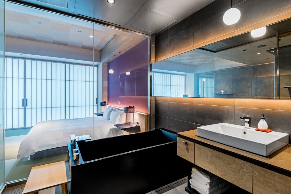 Arctic Resorts With Elegant Glass Roof Suites