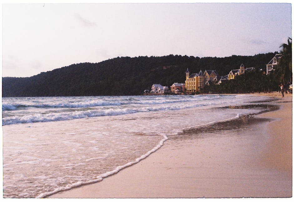 Beachfront Villas With Iconic Sunset Landscapes