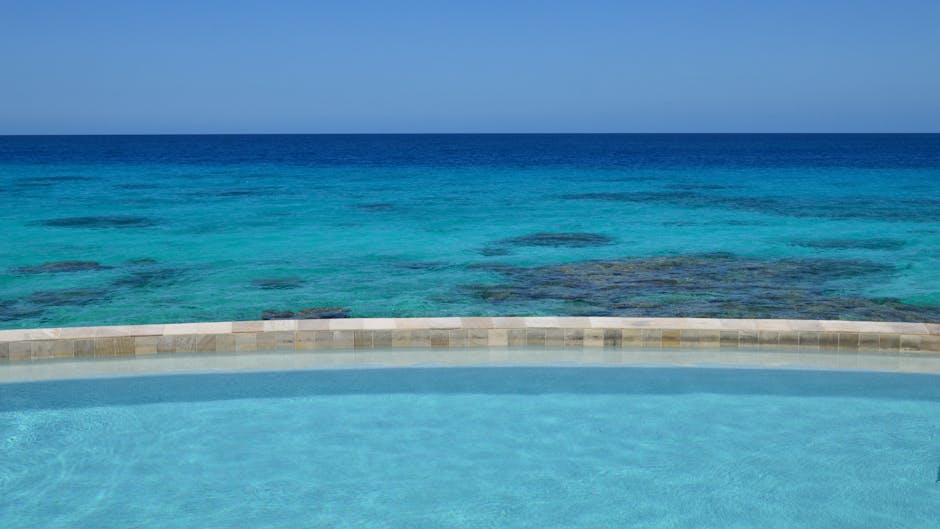 Coastal Resorts With Infinity Pools Facing the Sea