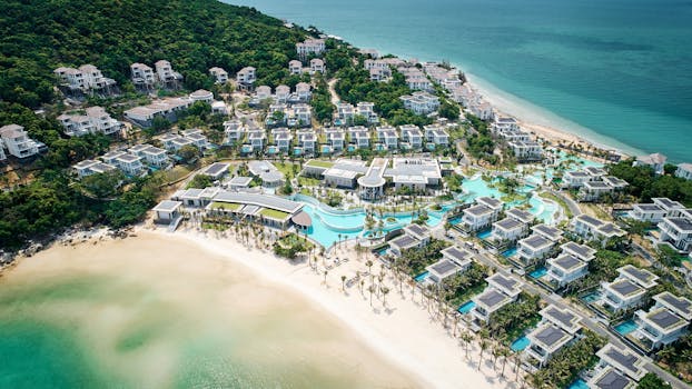 Exclusive Villas Surrounded by Tropical Beauty