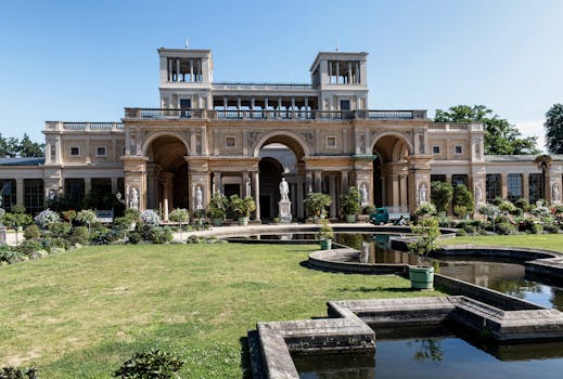 Heritage Villas With Classic Royal Architecture