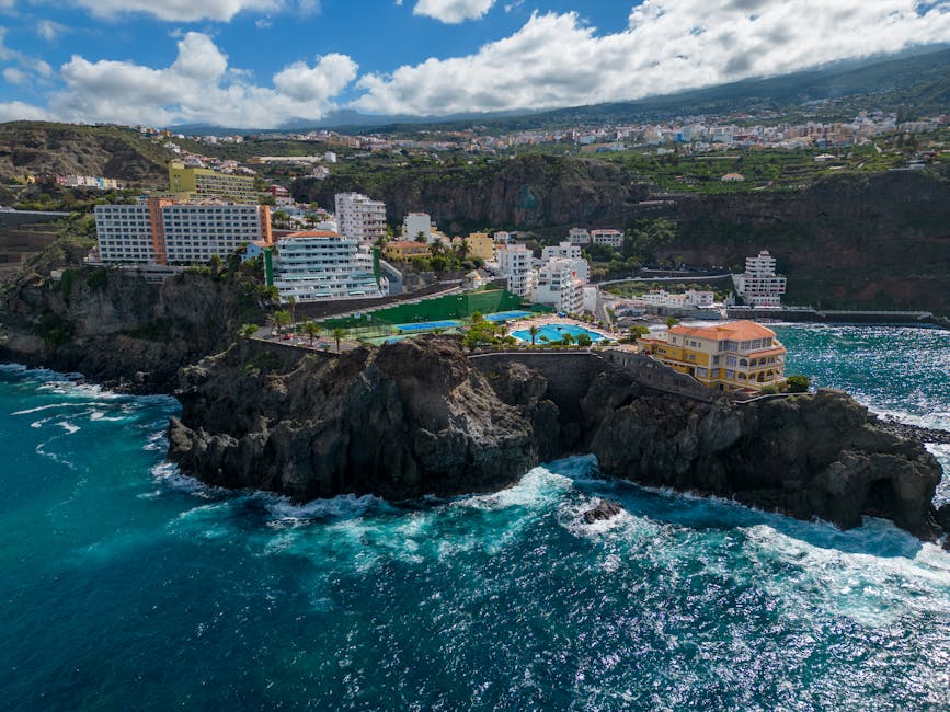 Luxury Beach Resorts With Dramatic Cliffside Views
