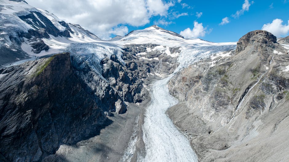 Luxury Glacier Hotels With Scenic Ice Valley Views