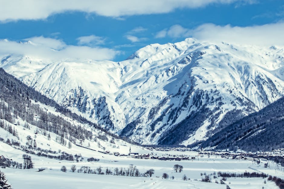 Luxury Ice Resorts With Iconic Frozen Architecture