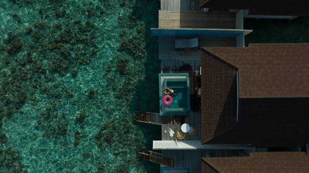 Luxury Lake Villas With Scenic Water Decks