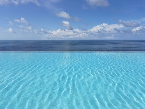 Luxury Lakeside Resorts With Infinity Horizon Pools