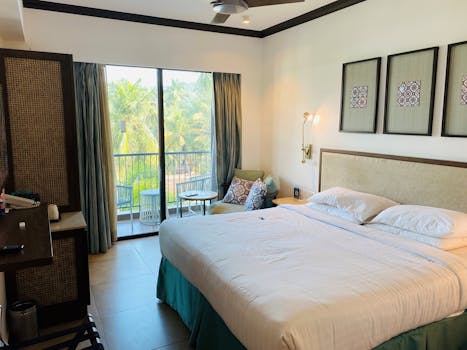 Romantic Retreat Hotels With Scenic Balcony Views